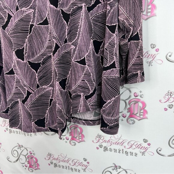 Laura top leaves Black and Pink Leaf Pattern Blouse - Picture 3 of 7